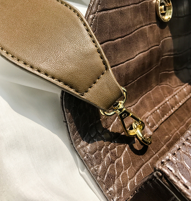 New Crochet Mini Back Python Spaces - NJM1200 Patt