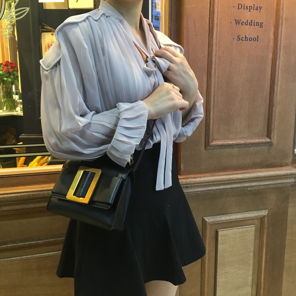 New Big Buckle Mini Cross Bag Casual Chain Back Ba