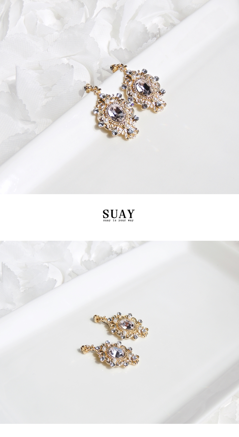 Room of Mirror Gold Antique Pearl Gemstone Drop Ea