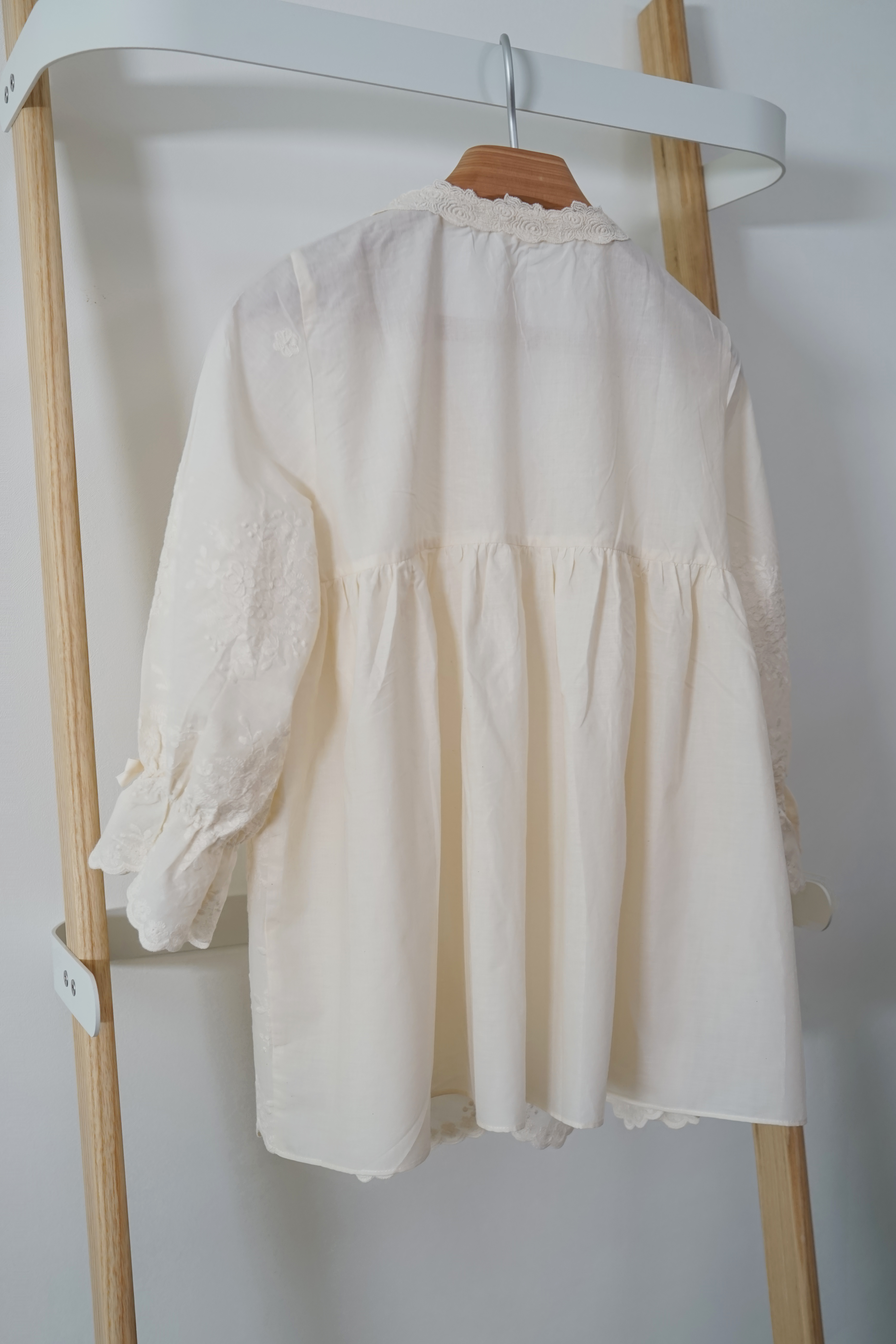 New Cream Pajamas _, a pretty set of pajamas White