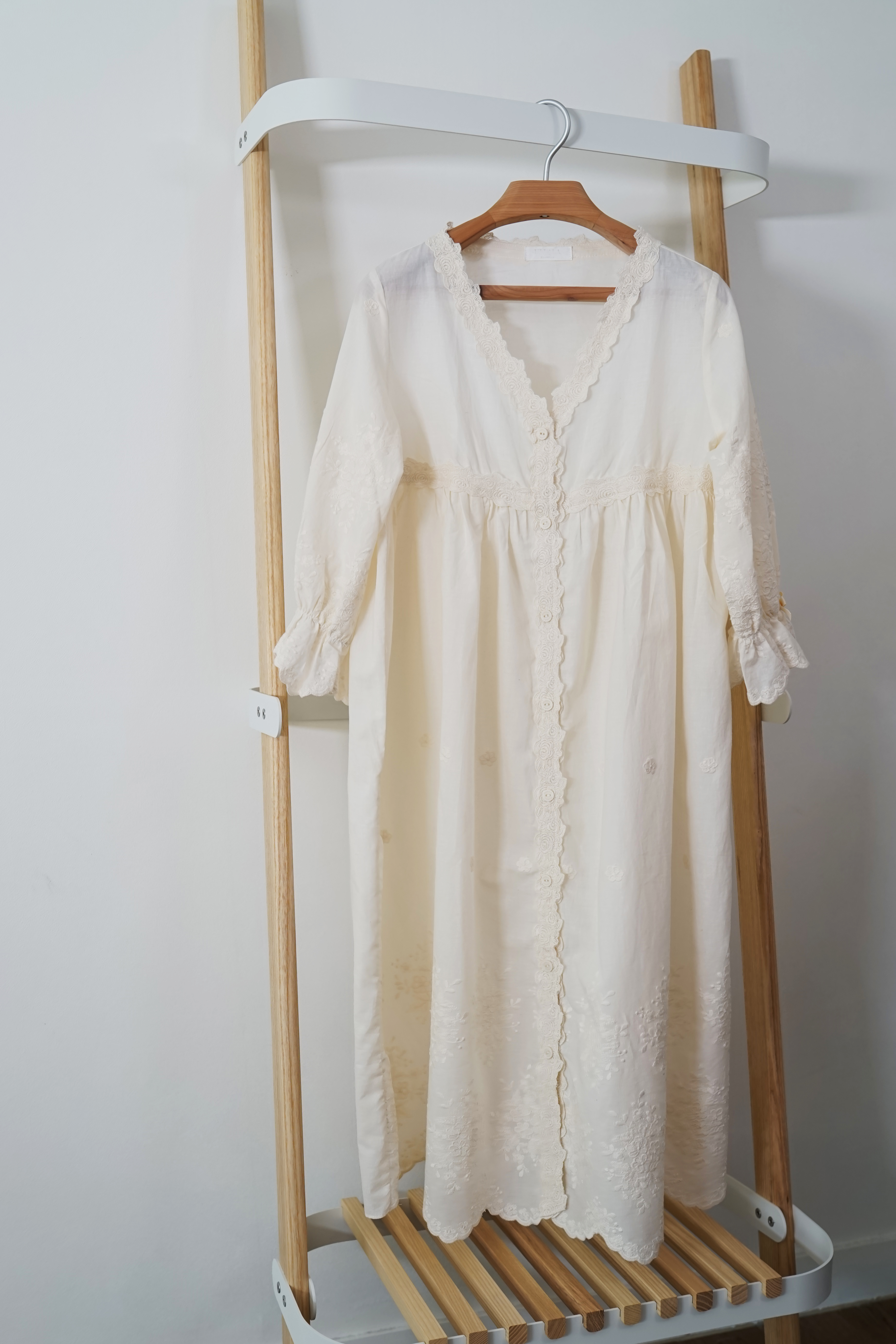 New Cream Pajamas _ One Piece Pretty Pajamas White