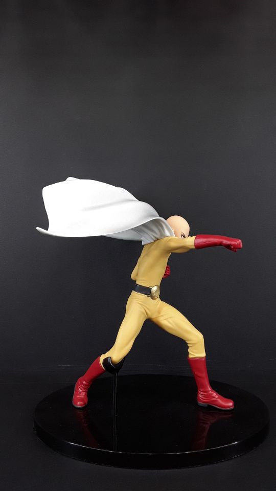 Banpresto DXF 'One Puntman' Saitama figure J