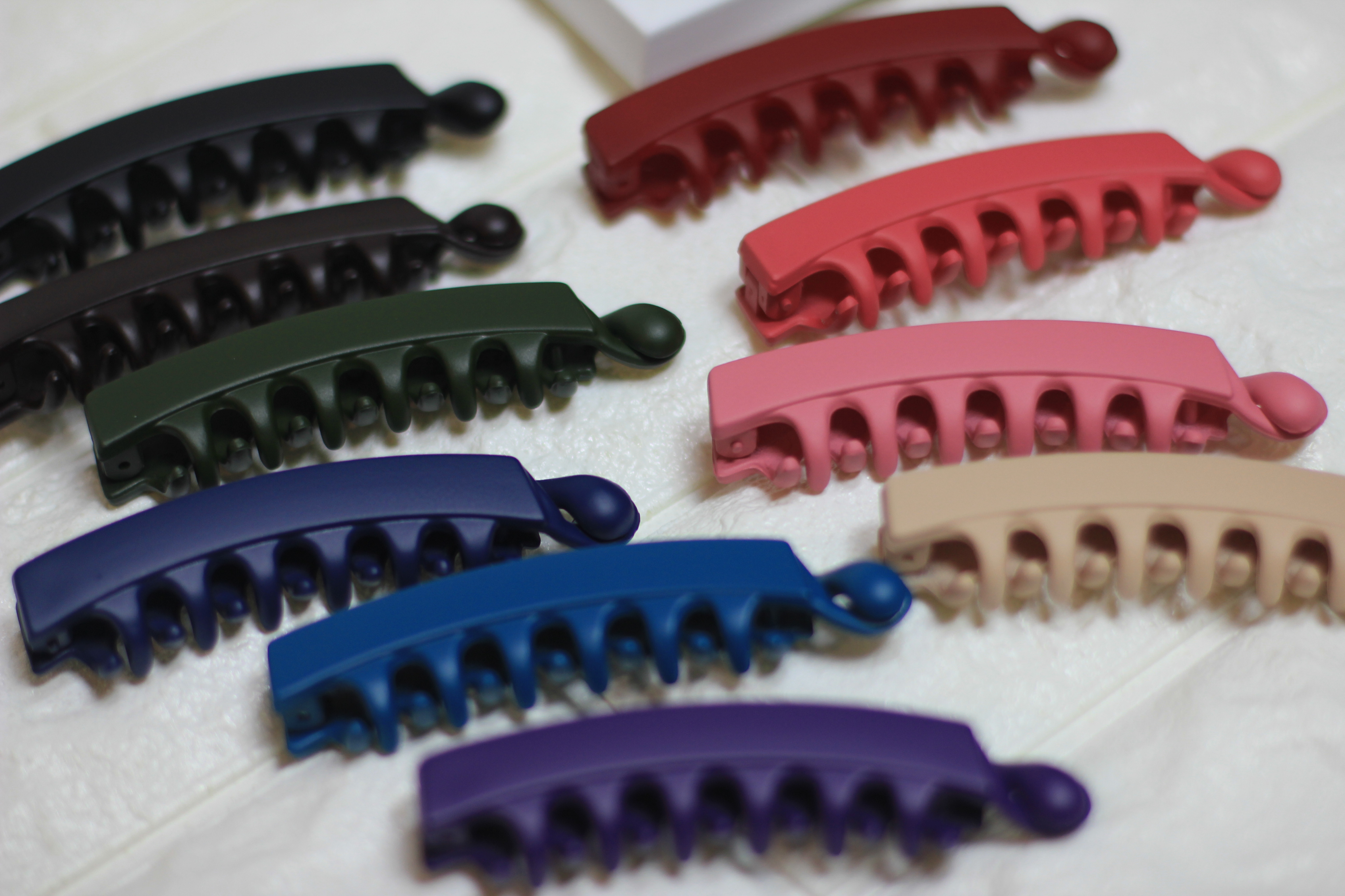 New mat matte wave banana pin point pin simple pin