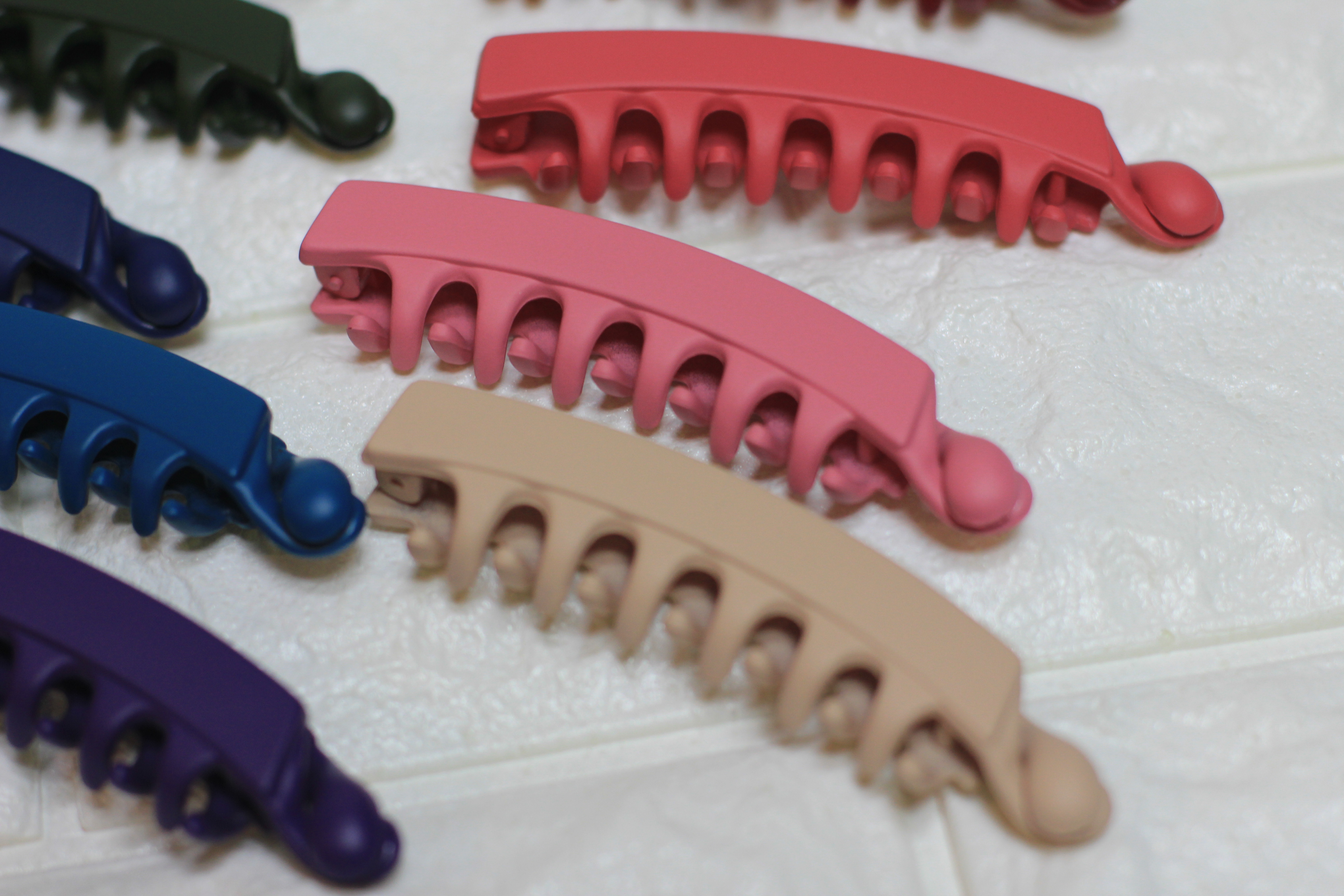 New mat matte wave banana pin point pin simple pin