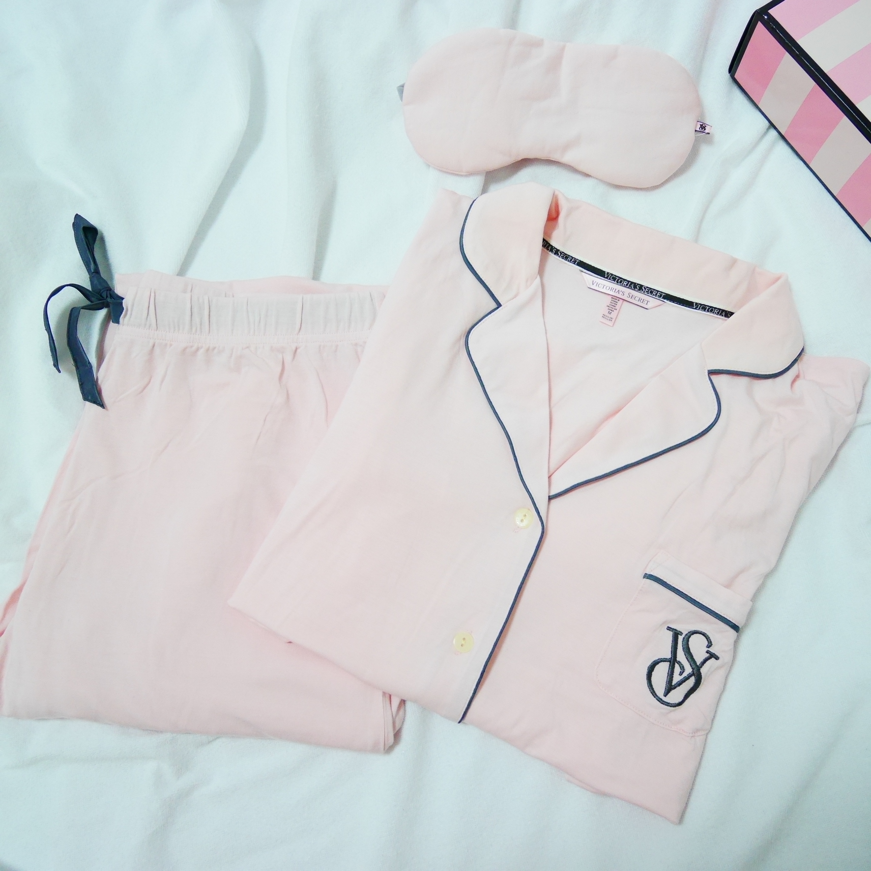 New Victoria Secret Homewear Pajama Set Beautiful 