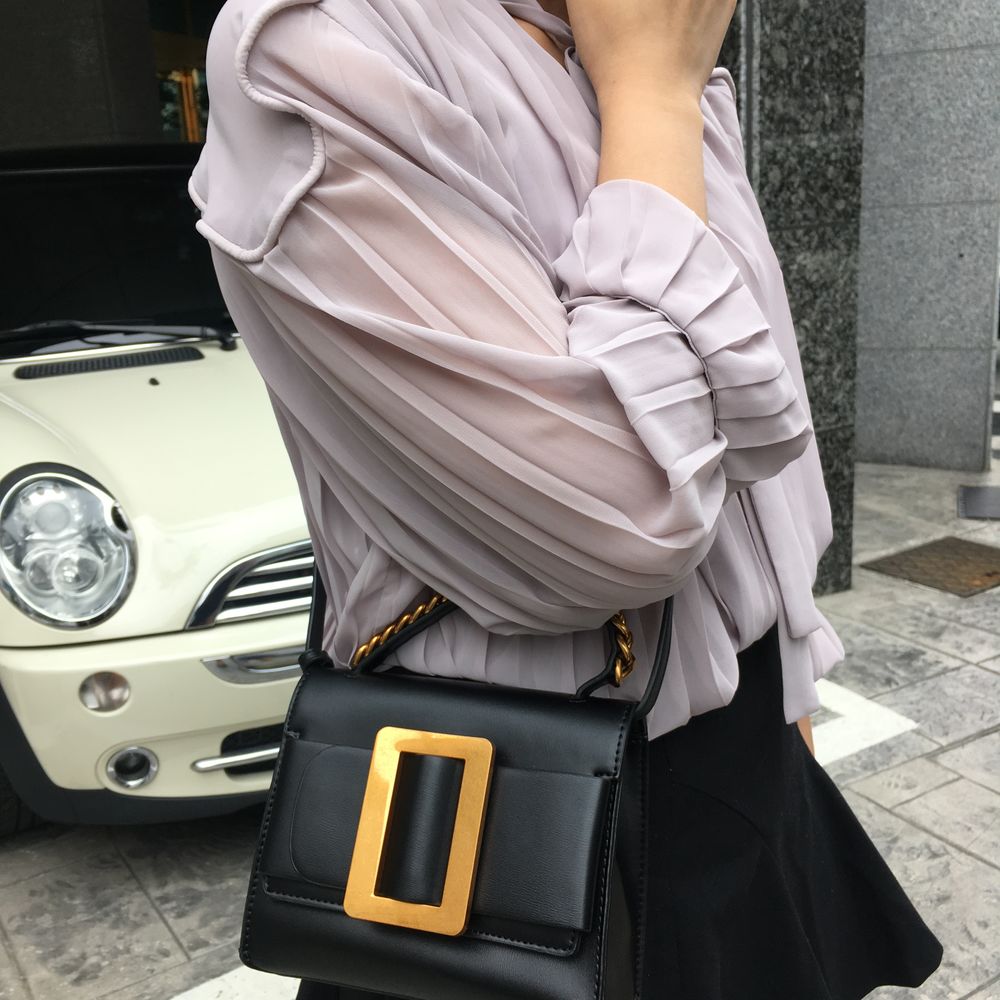 New Big Buckle Mini Cross Bag Casual Chain Back Ba