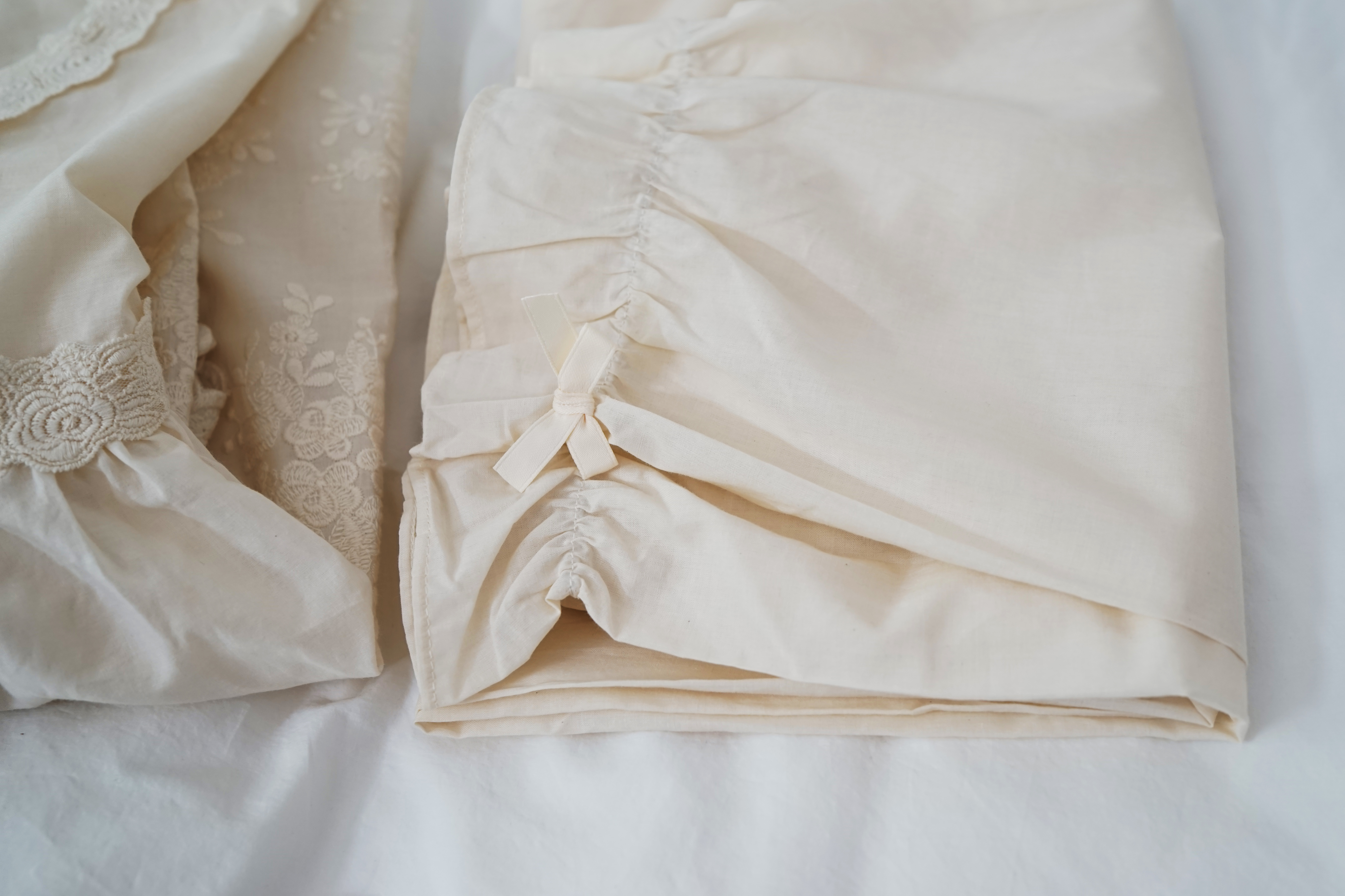 New Cream Pajamas _, a pretty set of pajamas White