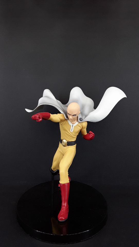 Banpresto DXF 'One Puntman' Saitama figure J