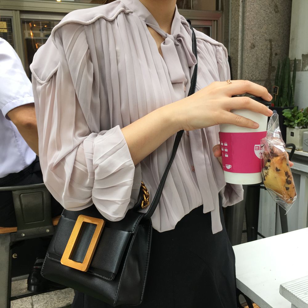 New Big Buckle Mini Cross Bag Casual Chain Back Ba