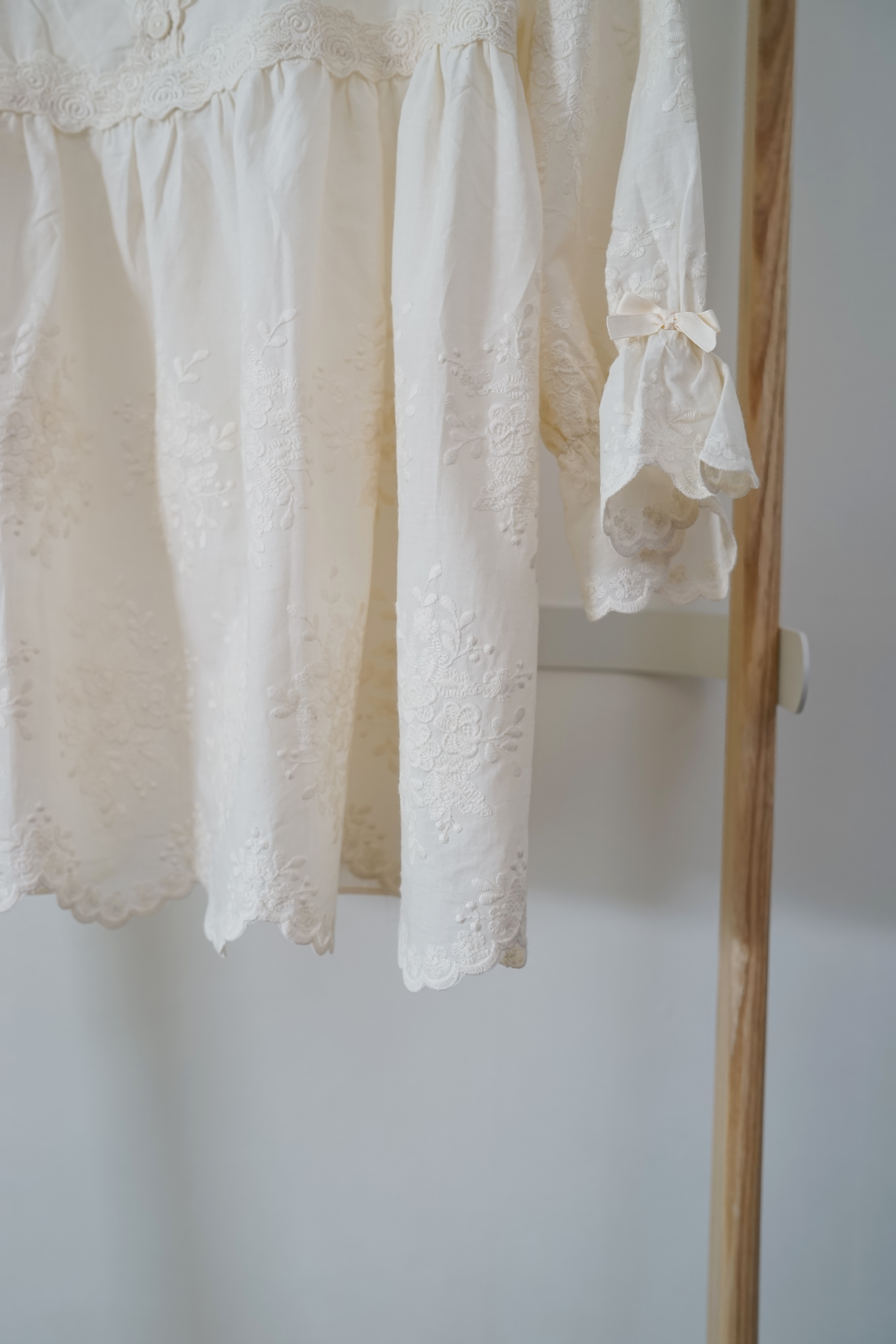 New Cream Pajamas _, a pretty set of pajamas White