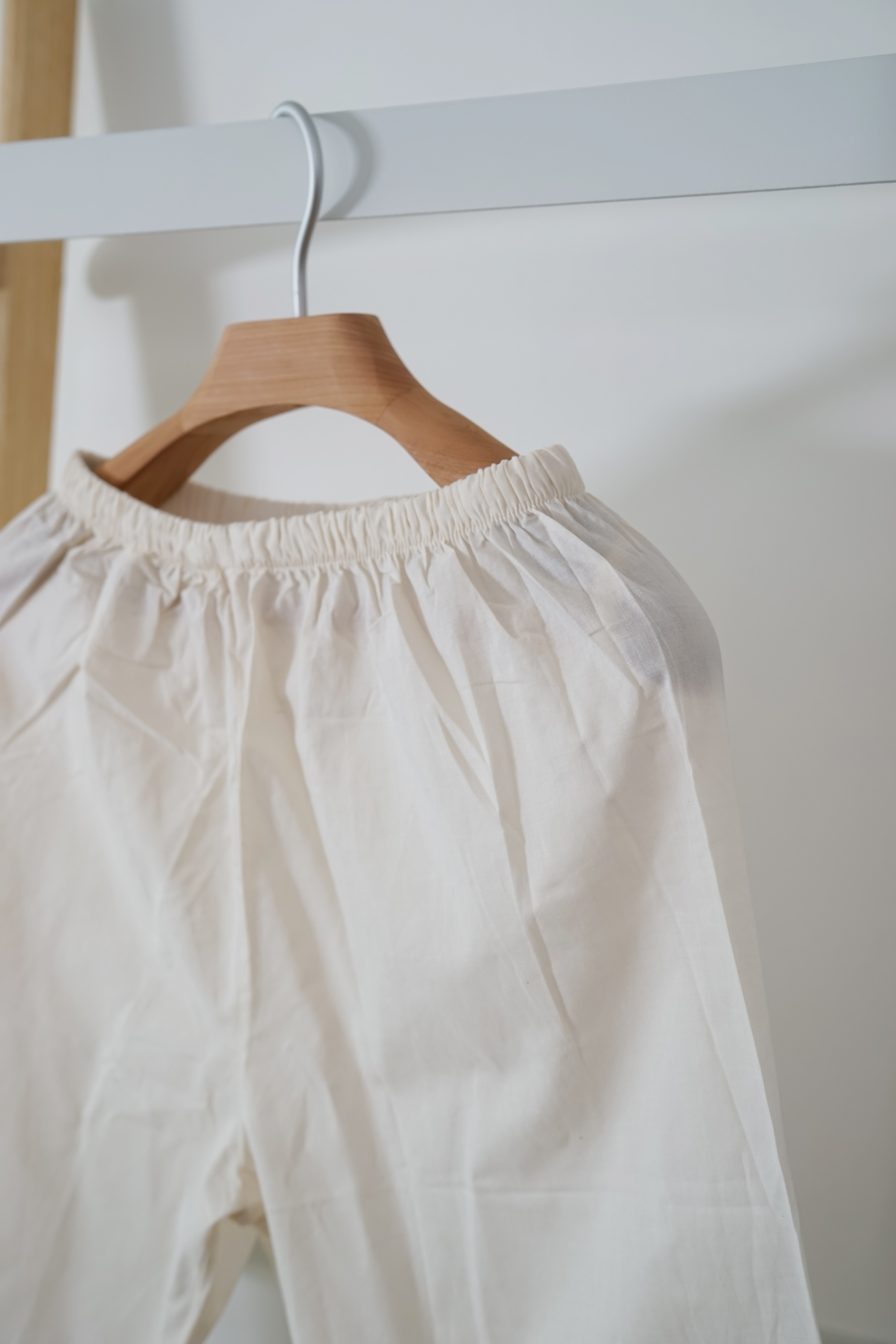 New Cream Pajamas _, a pretty set of pajamas White