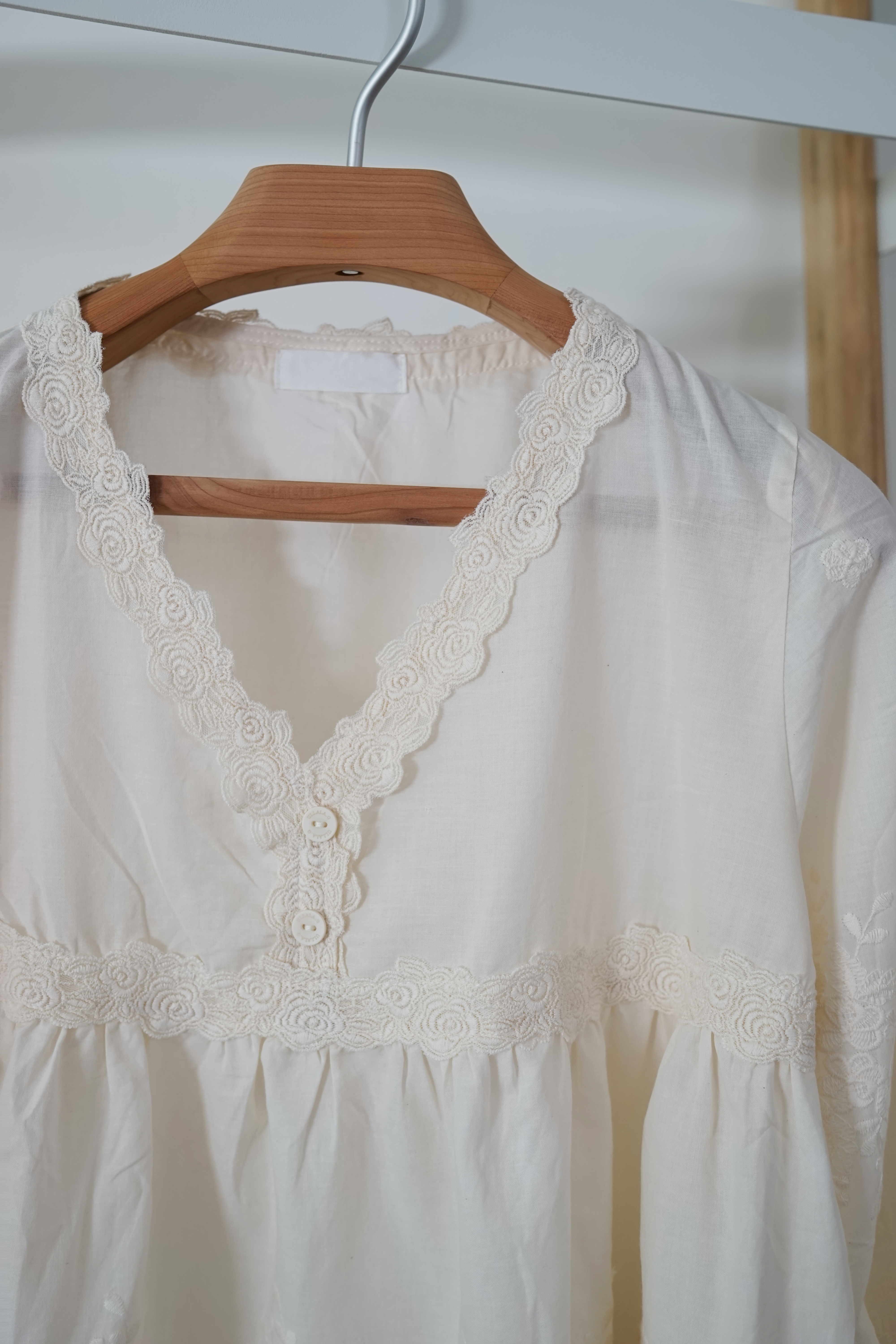 New Cream Pajamas _, a pretty set of pajamas White