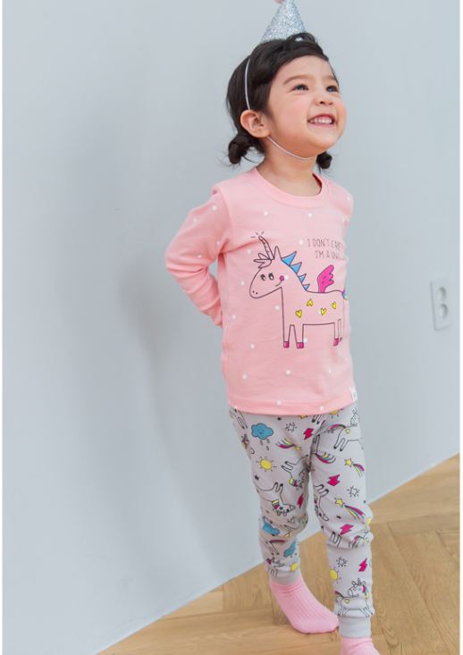 NEW KID PAJAMAS Four cute patterns in the caric gi