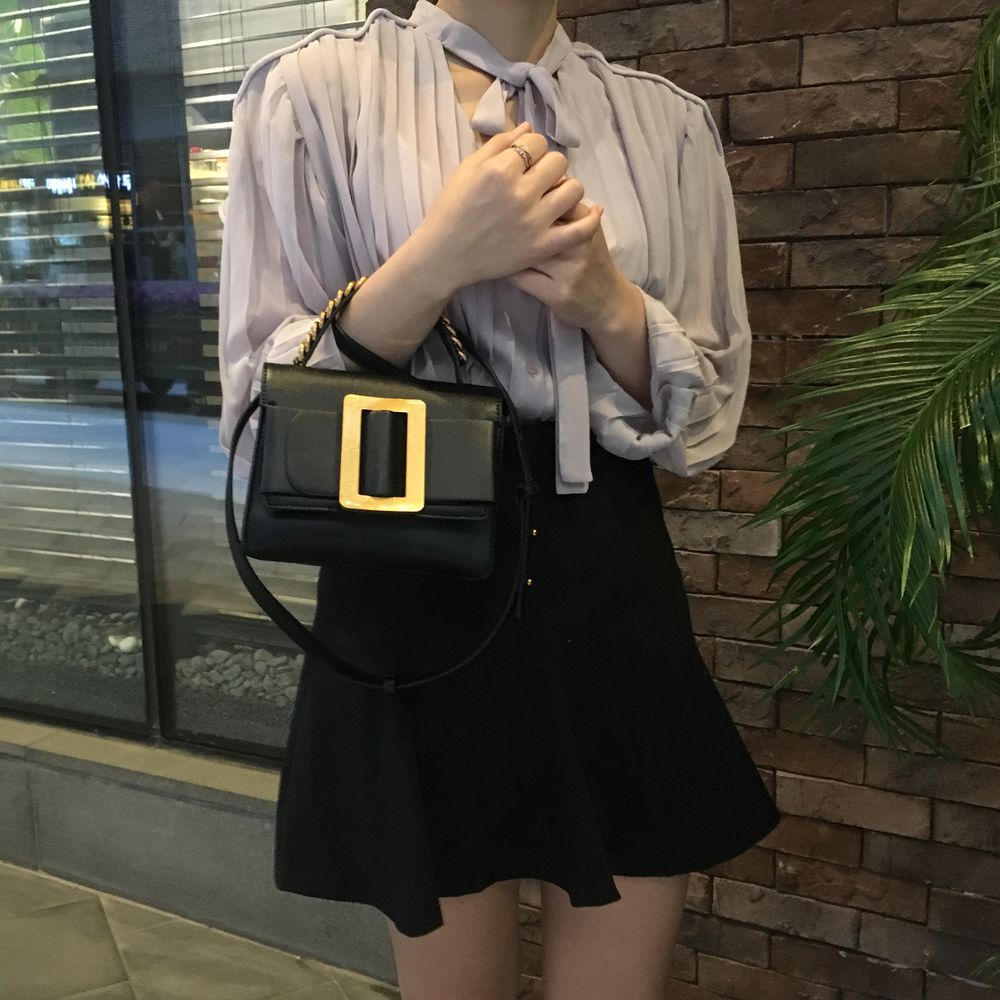 New Big Buckle Mini Cross Bag Casual Chain Back Ba