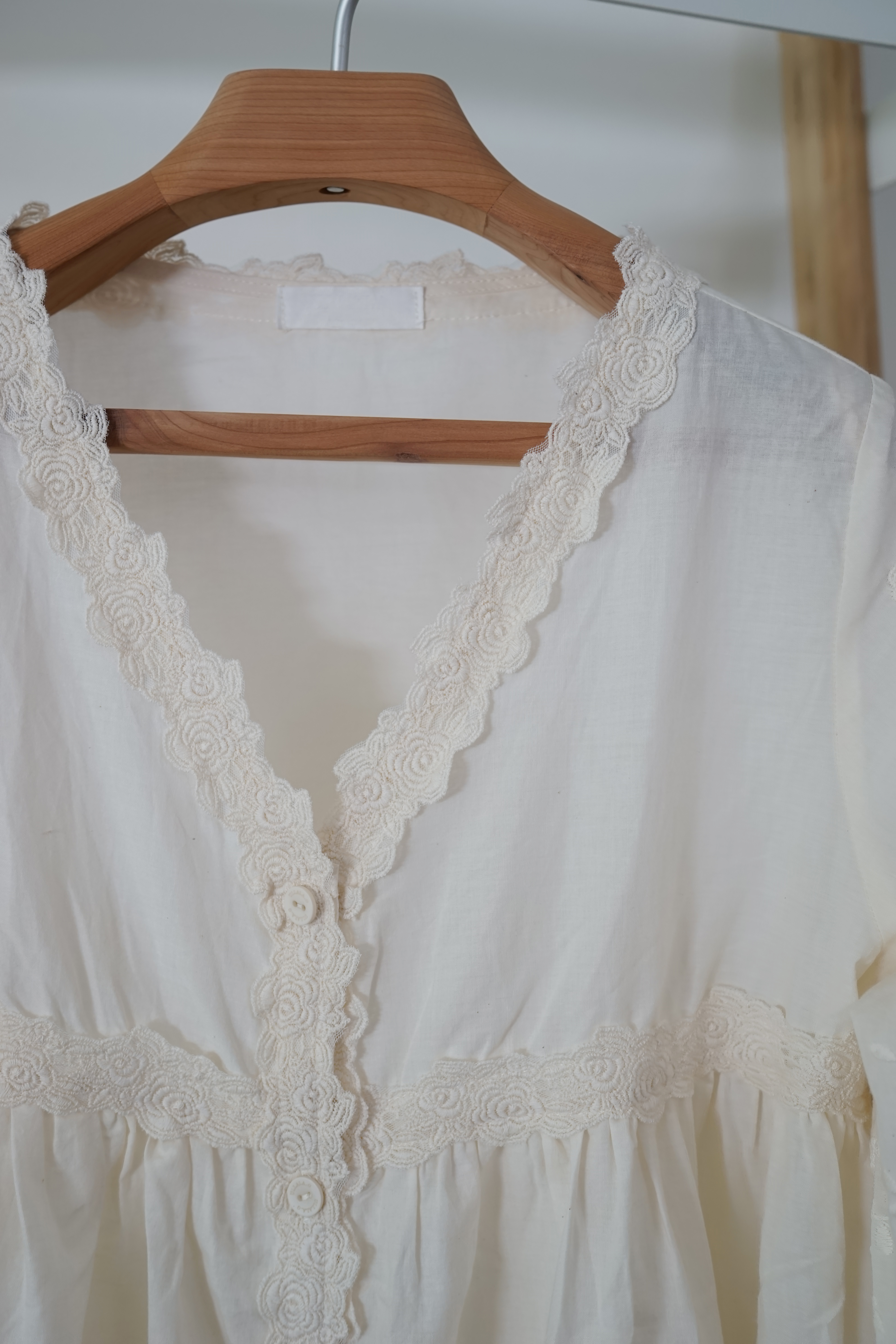 New Cream Pajamas _ One Piece Pretty Pajamas White