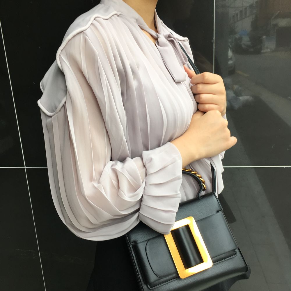 New Big Buckle Mini Cross Bag Casual Chain Back Ba