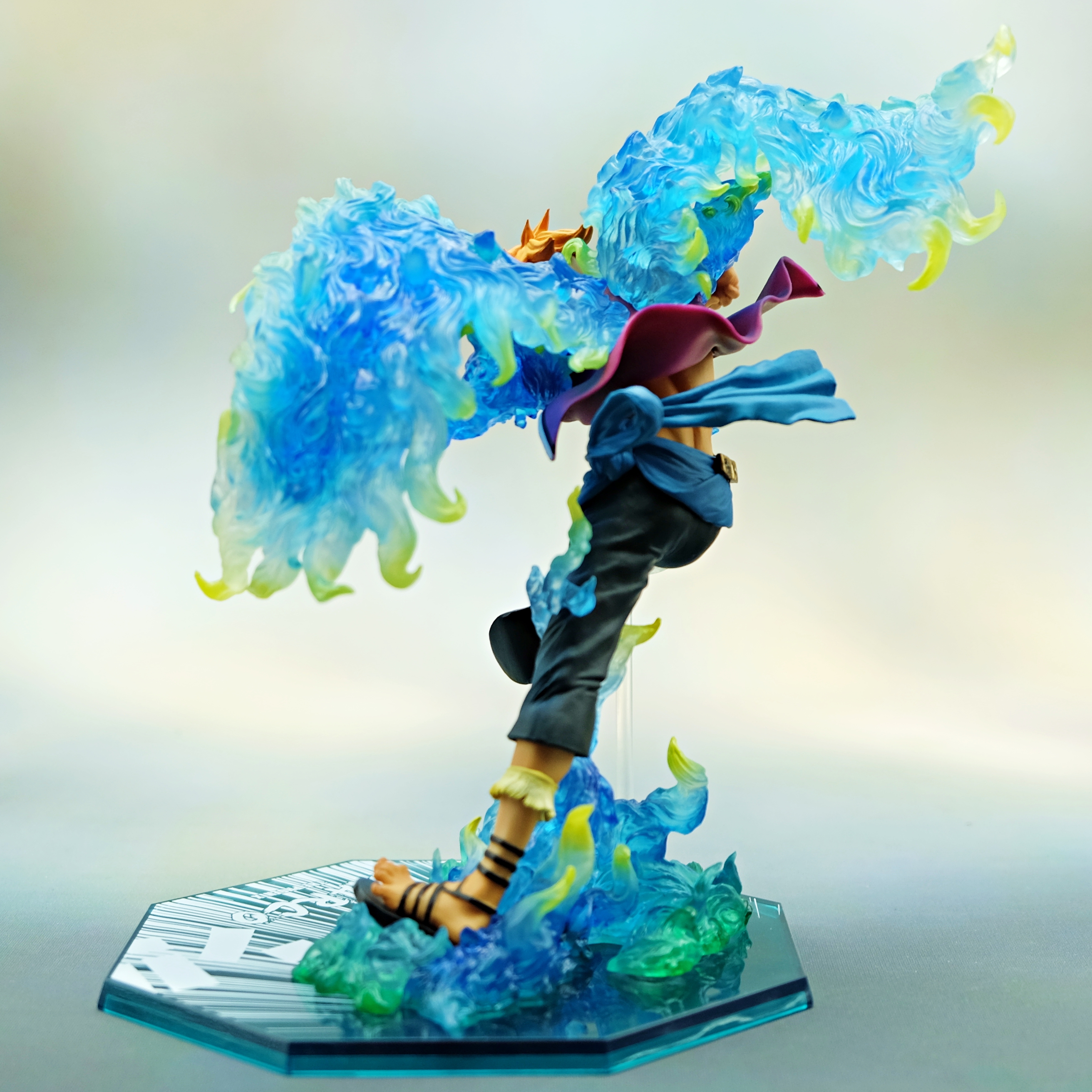 One Piece Marco Figurines Zero Phoenix Ver. Bandai