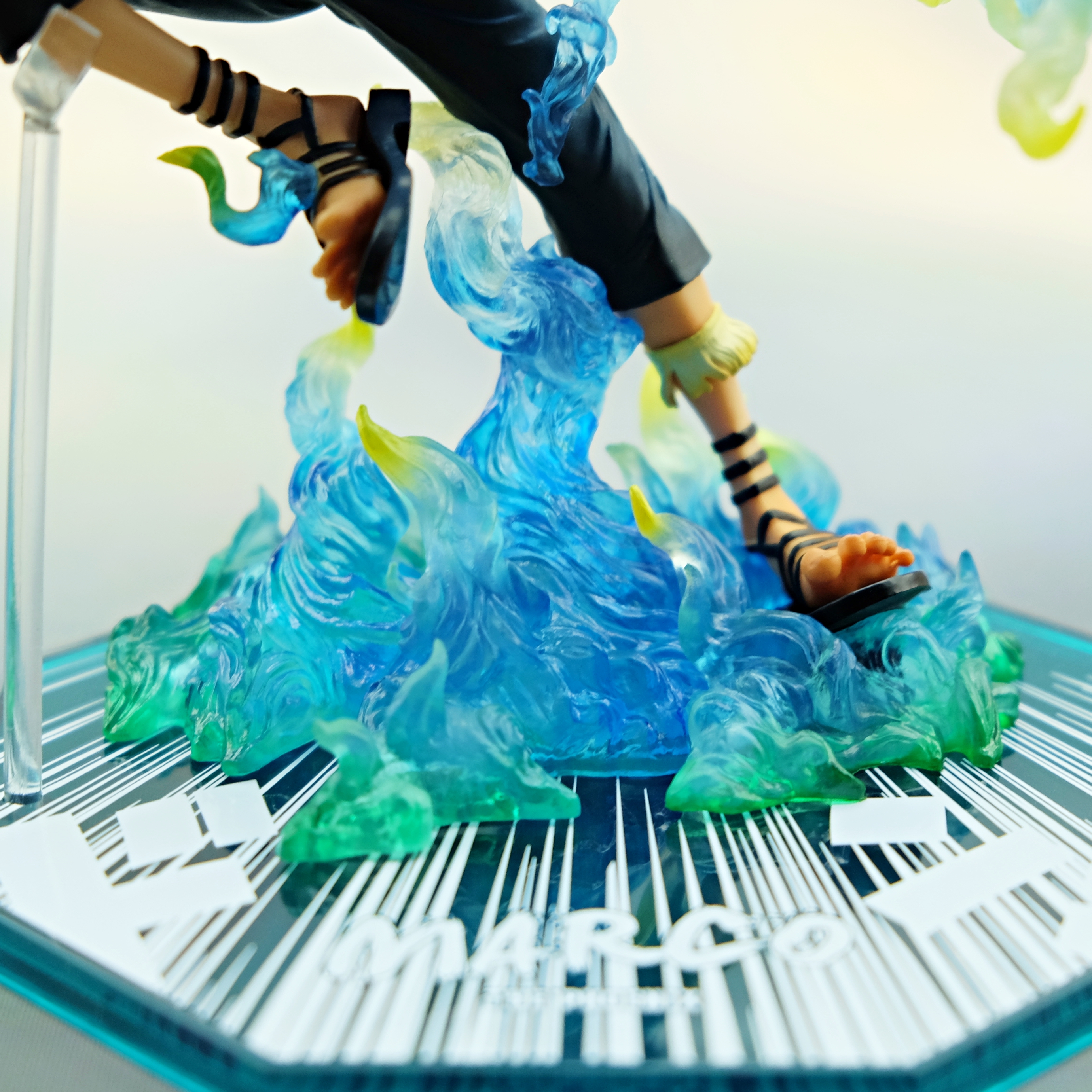 One Piece Marco Figurines Zero Phoenix Ver. Bandai