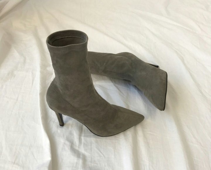 More Bible Novels Spandex Suede Angle Boots 9cm Lo