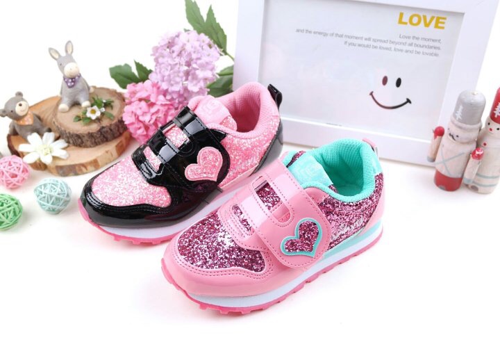 NEW KIDS SHOES Bunny b heart one-piece sneakers 17
