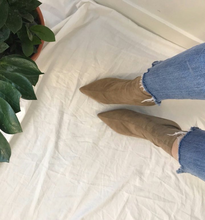 More Bible Novels Spandex Suede Angle Boots 9cm Lo