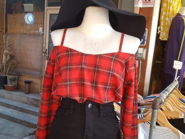 Women Blouses Recommended off-shoulder off the che