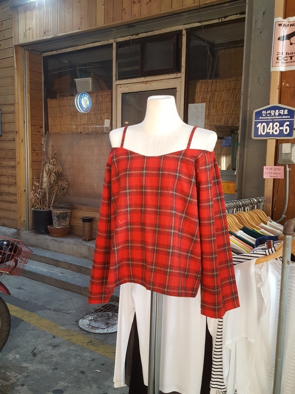 Women Blouses Recommended off-shoulder off the che