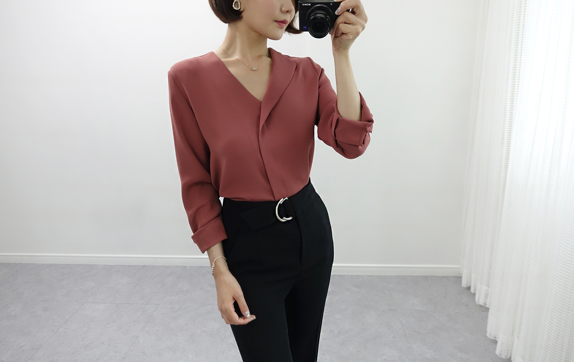 NEW FASHION LADY GIRL Blouse V-neck collar long sl