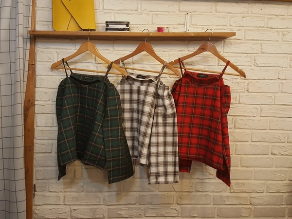 Women Blouses Recommended off-shoulder off the che