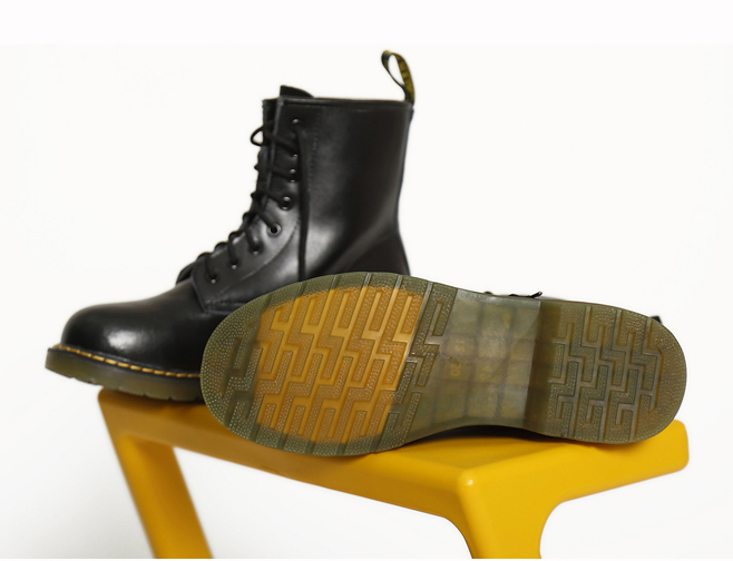 NEW MEN WALLKER BOOTS 8-hole Walker Black Smooth L