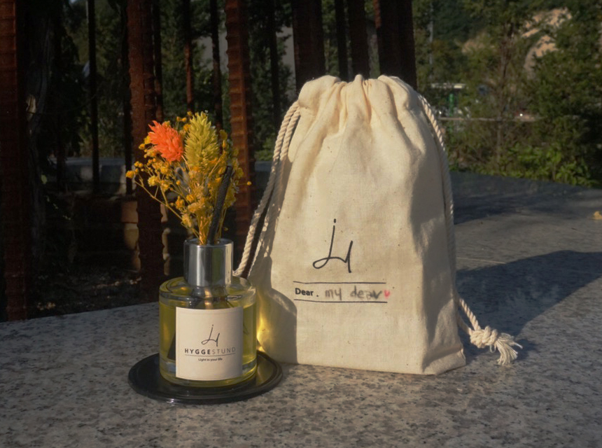 Car Air Freshener Car Flower Diffuser Natural Indo