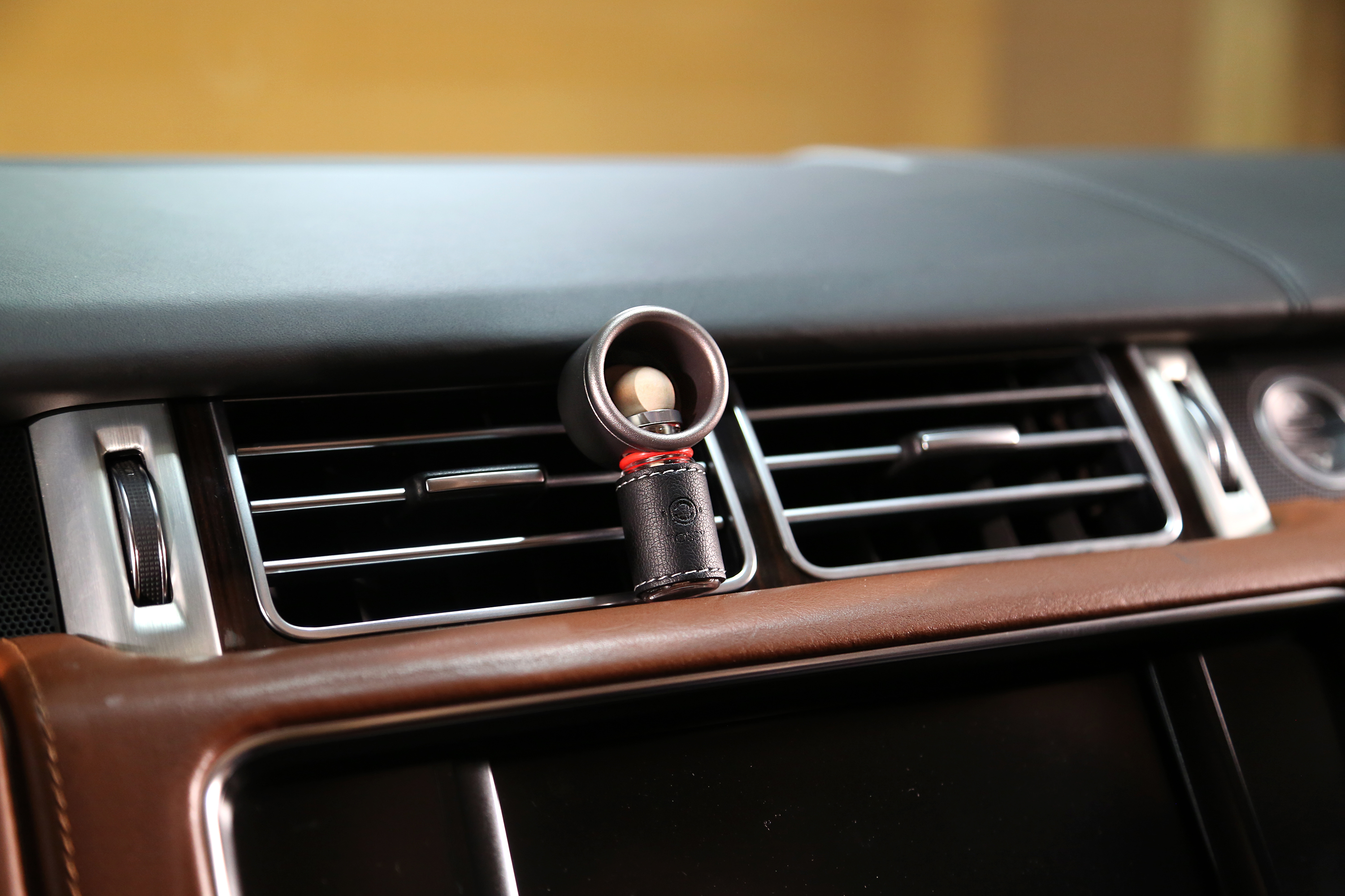 Car Air Freshener Breeze Man Charcoal Car Tank Air