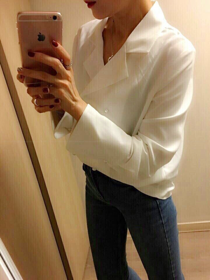 Autumn pearl blouse Elegant fashionable Mishi look