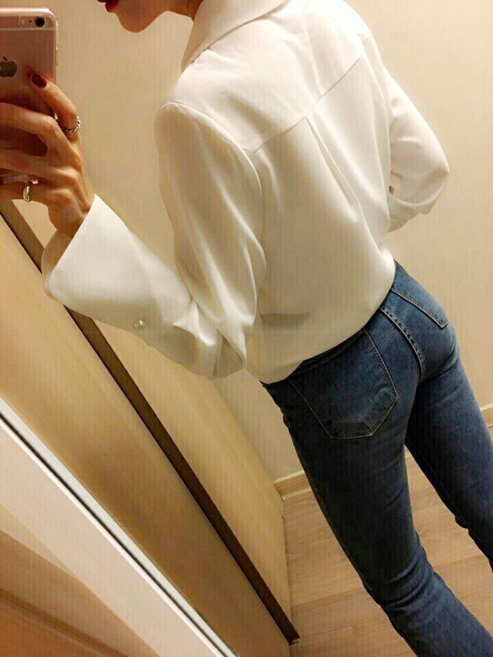 Autumn pearl blouse Elegant fashionable Mishi look