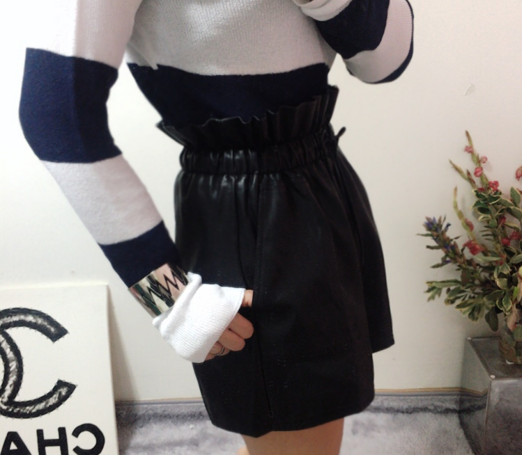 Women Short Pants Leather High Stretch Cloth Look 