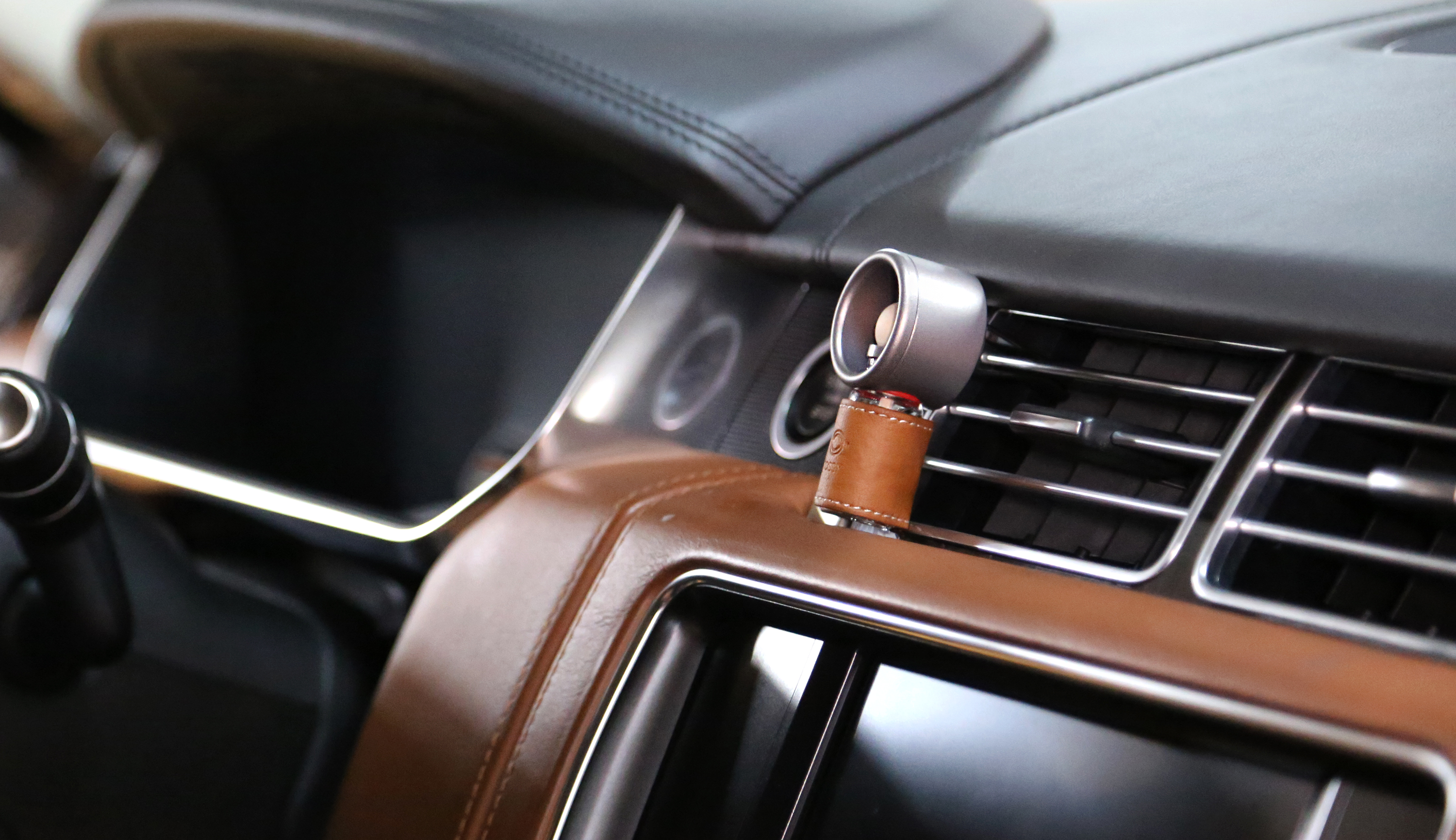 Car Air Freshener Breeze Man Charcoal Car Tank Air