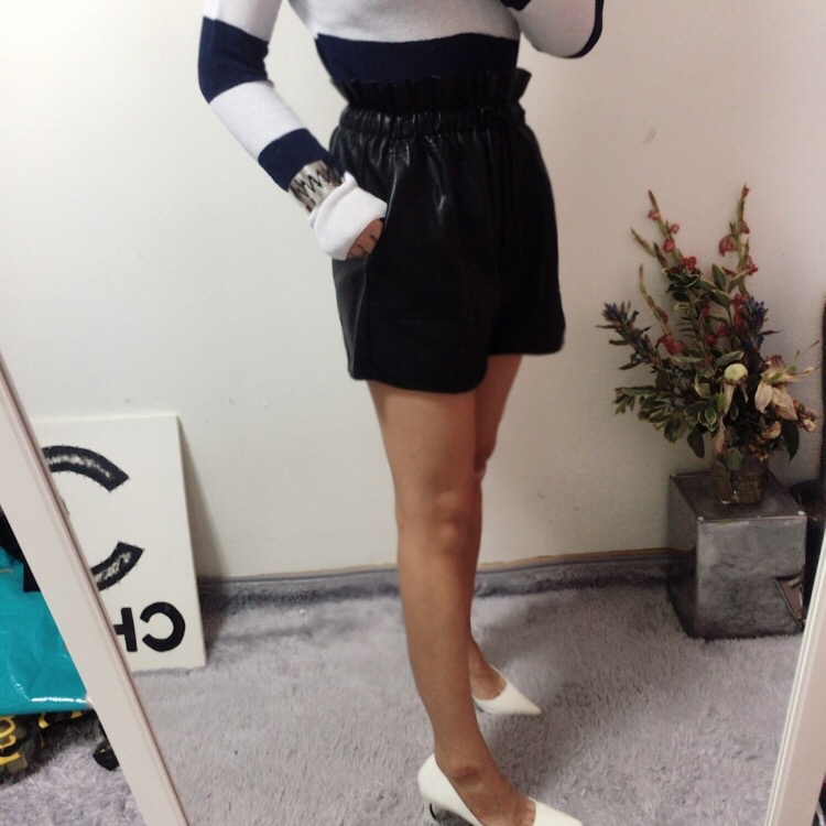 Women Short Pants Leather High Stretch Cloth Look 