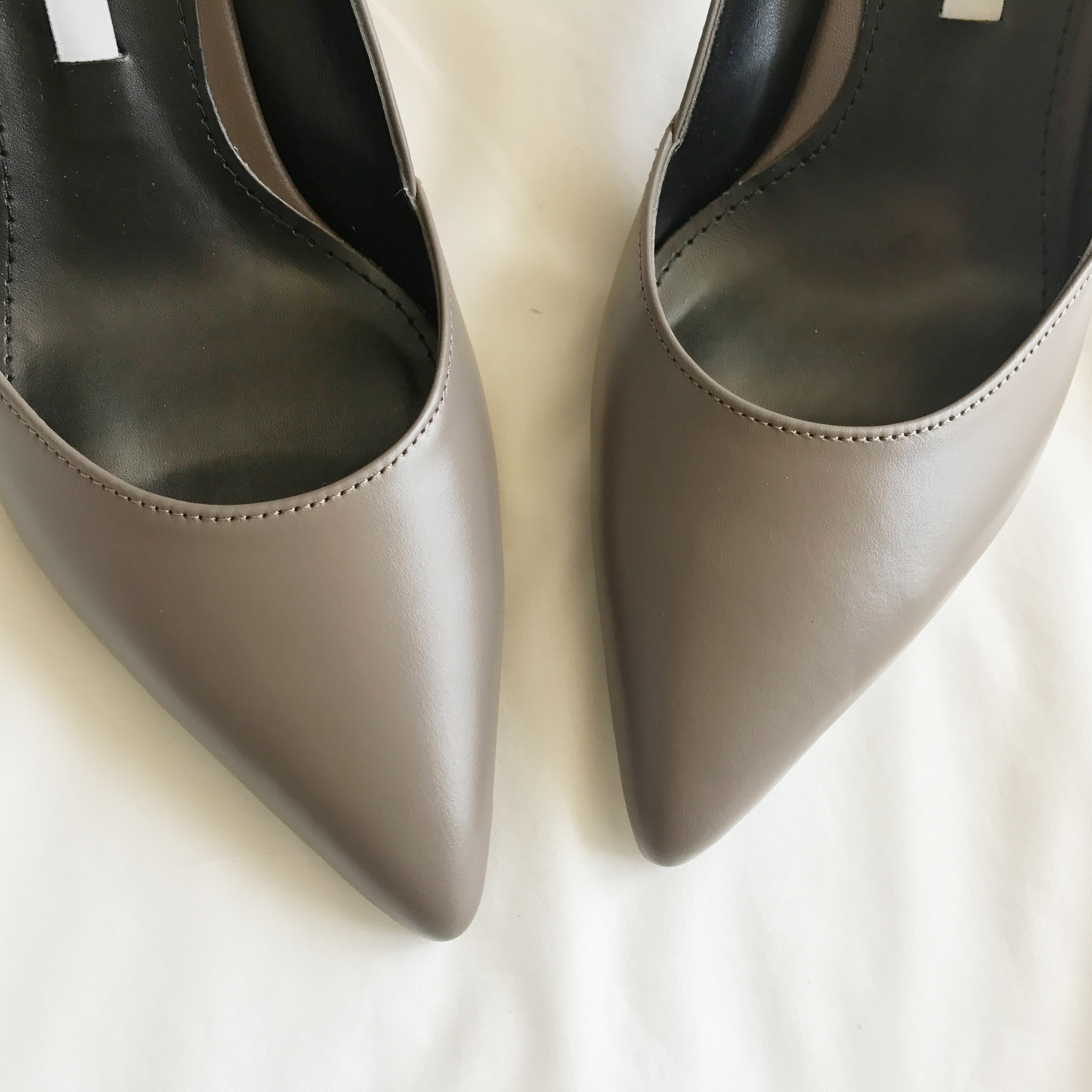 Cowhide stiletto mid heel 7cm black, beige, wine, 