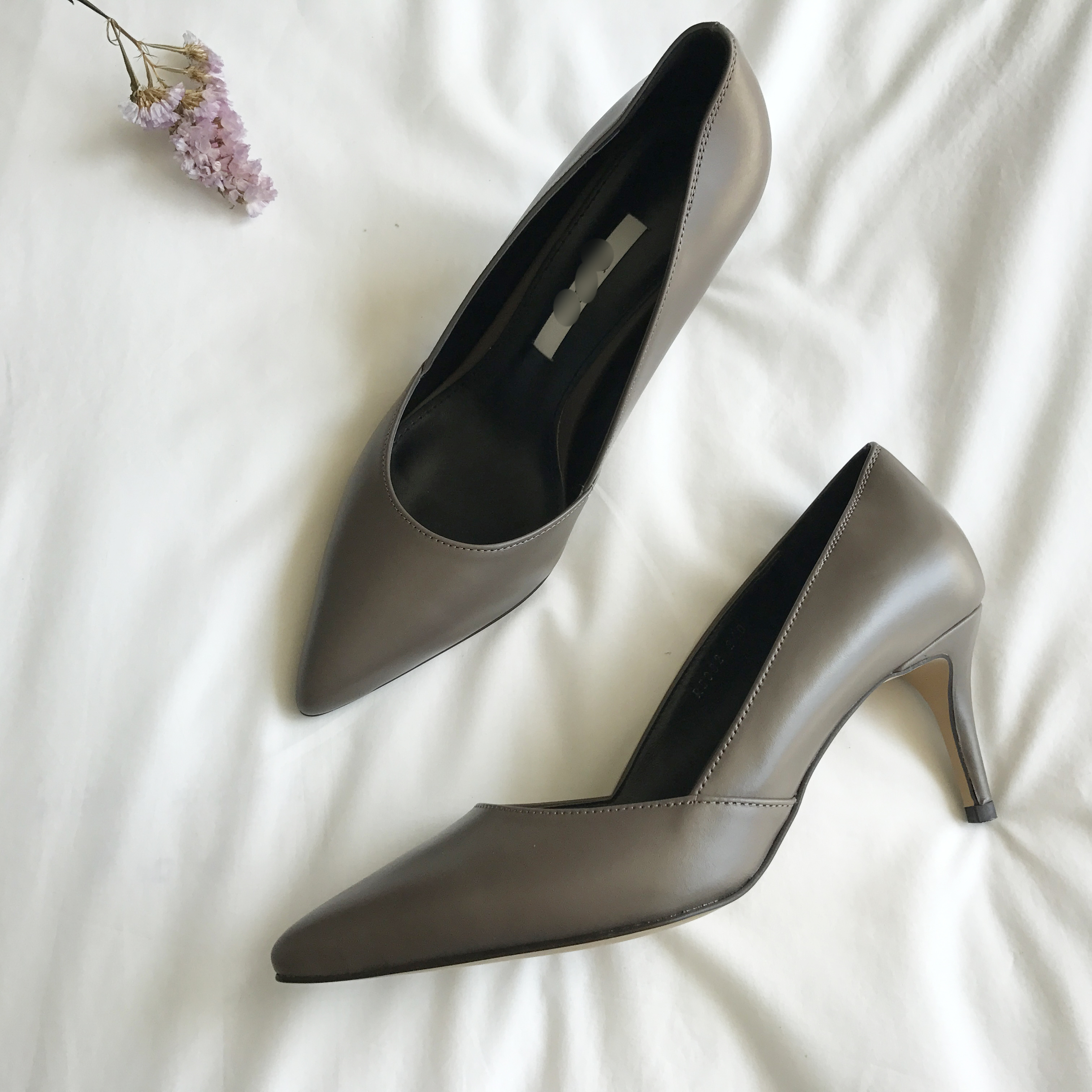 Cowhide stiletto mid heel 7cm black, beige, wine, 