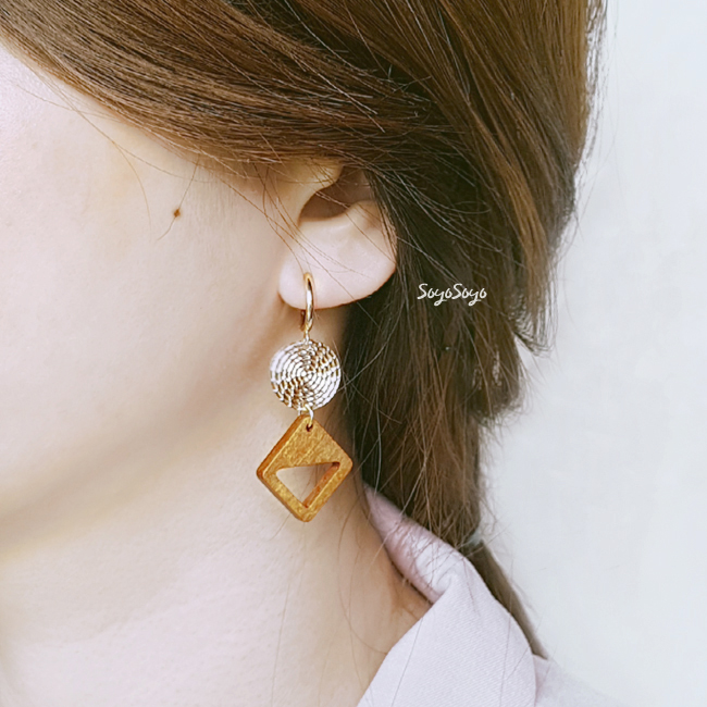 Bohemian Drop Wood Earrings _ Echinacea Tree Hippi