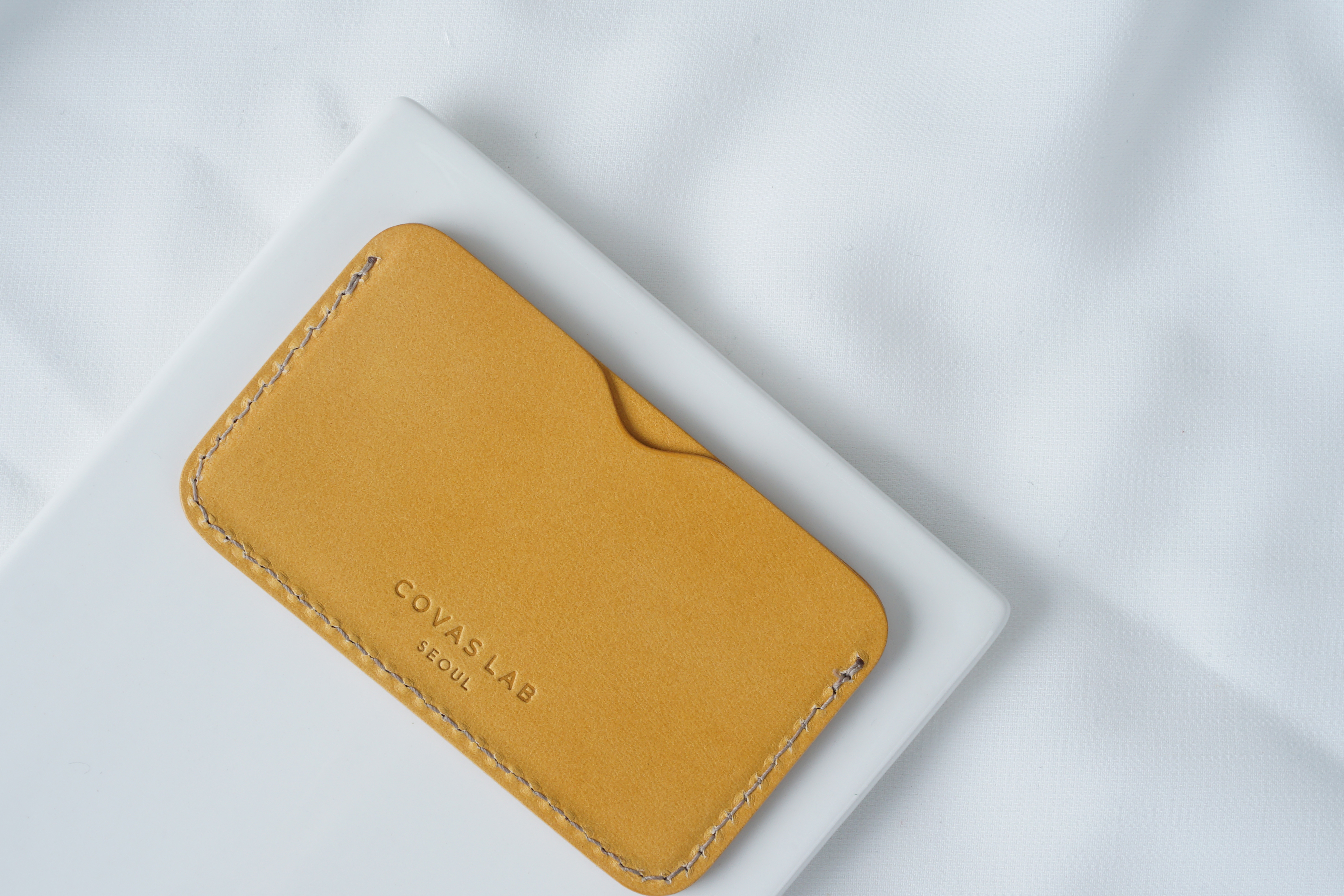 NEW CARD HOLDER WALLETS Stack Card Holder_Vivid