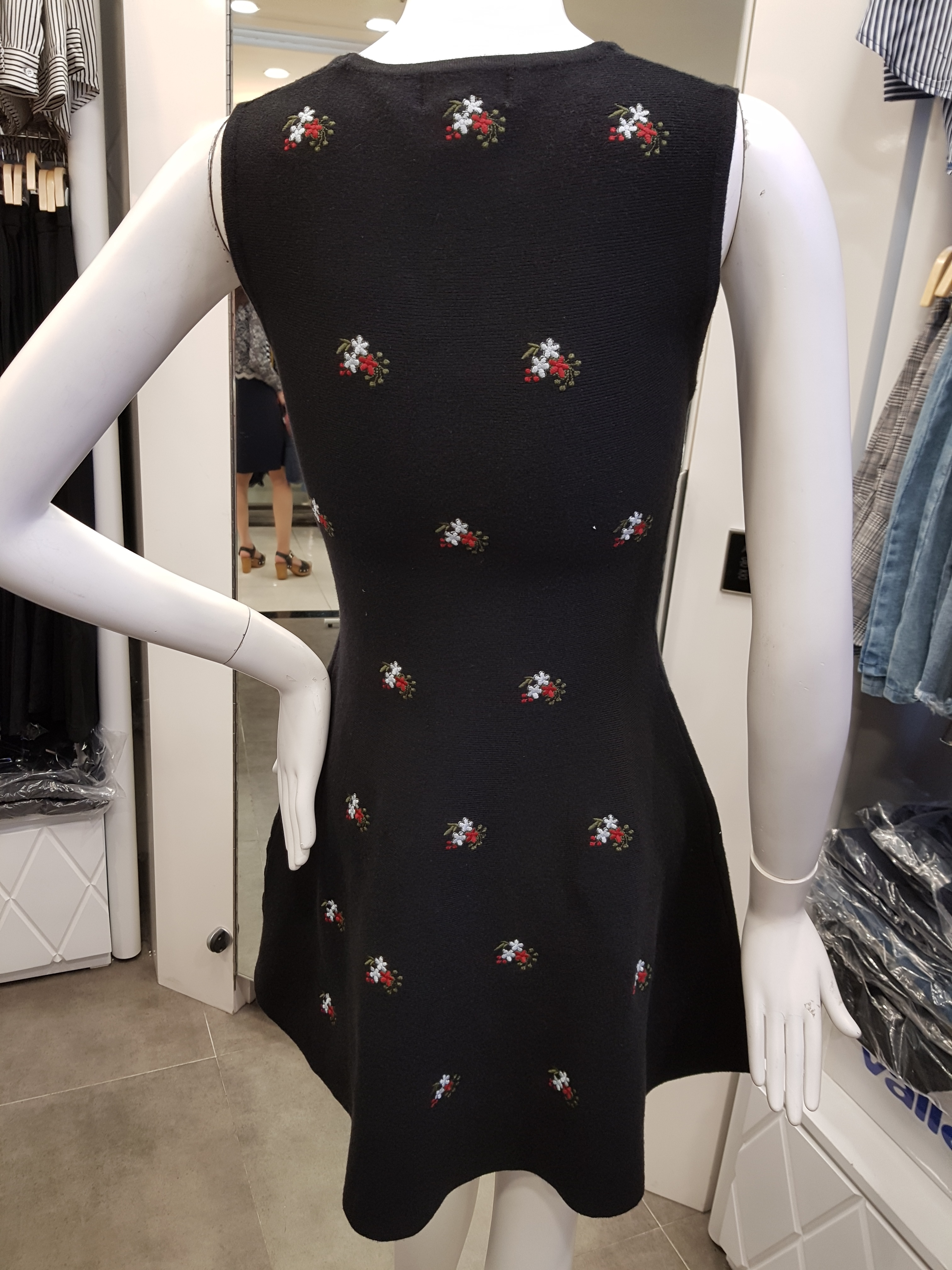 New Women Dress Valley Girls Floral Embroidery Kni