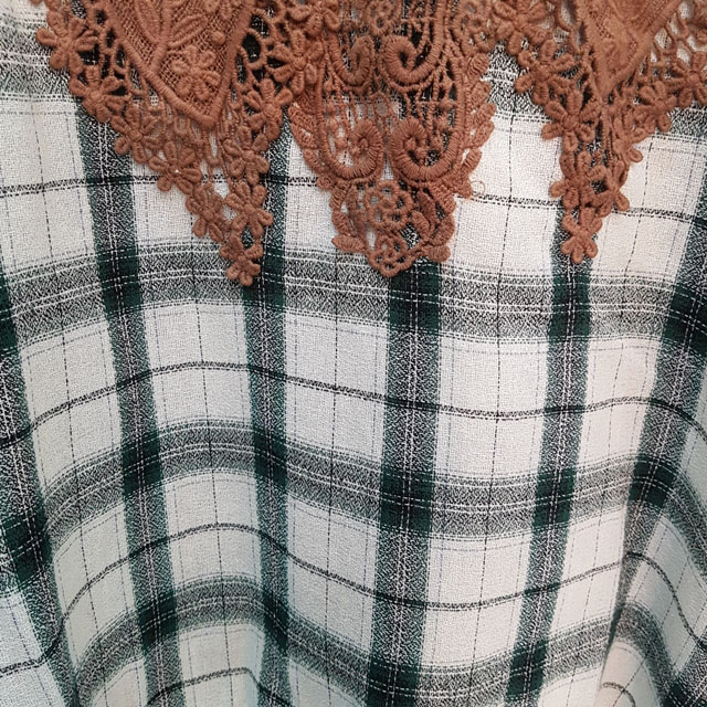 Women Blouses Check lace Shisurufuriru blouse Ruby