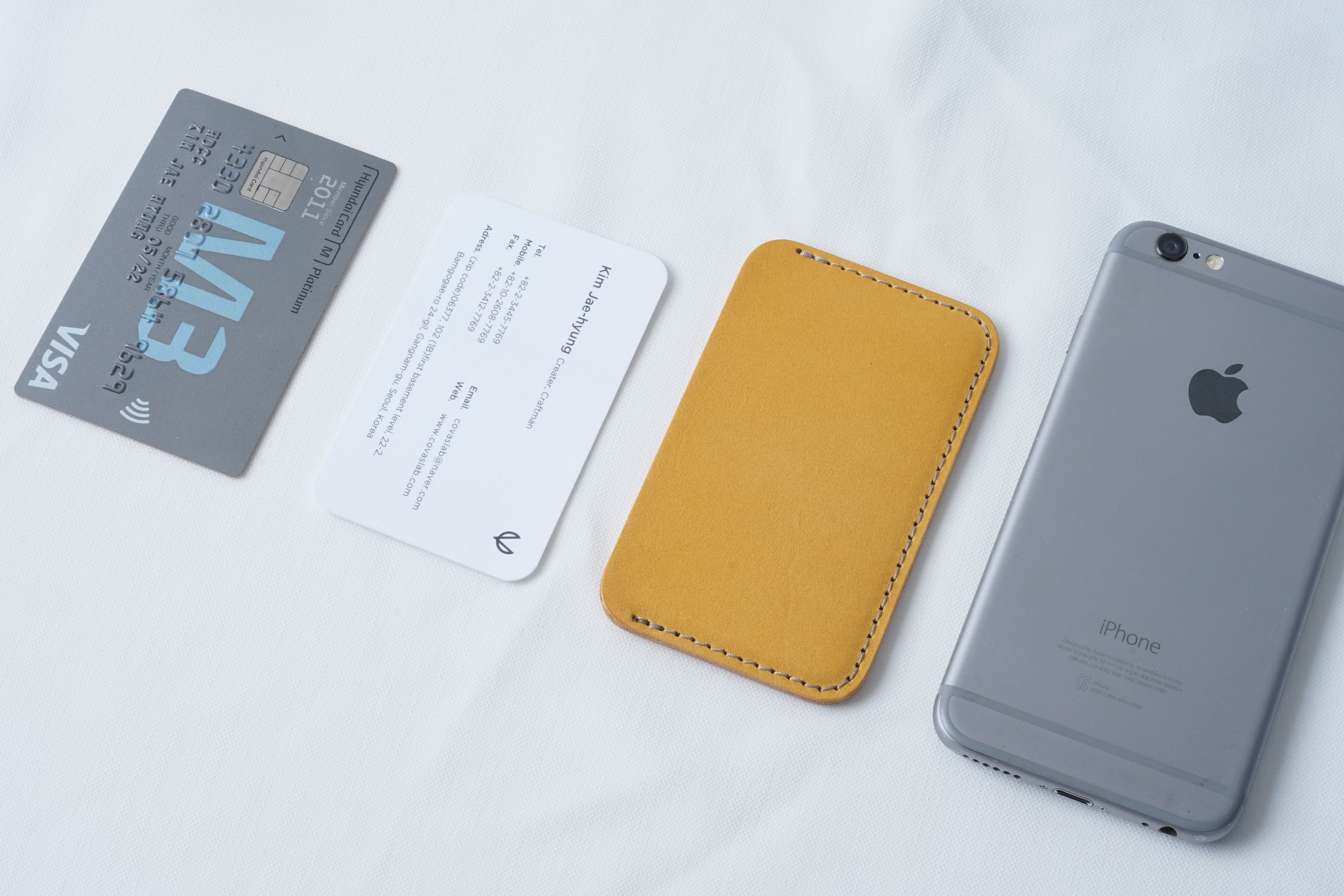 NEW CARD HOLDER WALLETS Stack Card Holder_Vivid