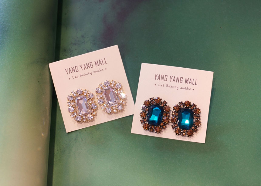 Cubic Bold Earrings Collection event guests unique