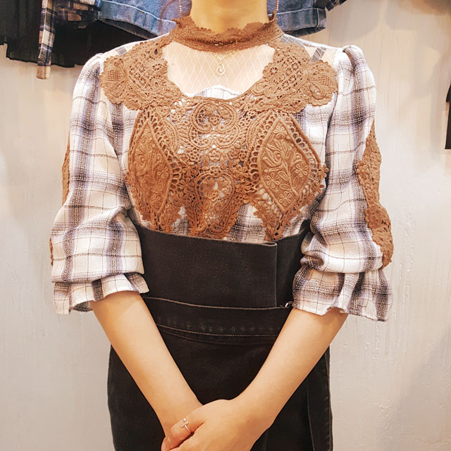 Women Blouses Check lace Shisurufuriru blouse Ruby