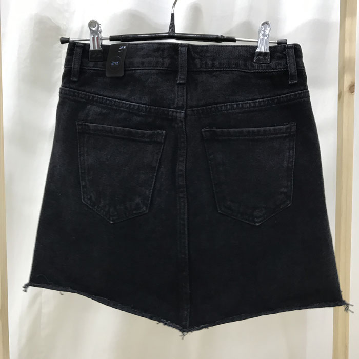 Black denim mini skirt Black hair girl short skirt