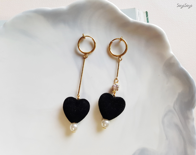 Uneven Velvet Heart Earrings _ Red Cubic Red Drop 