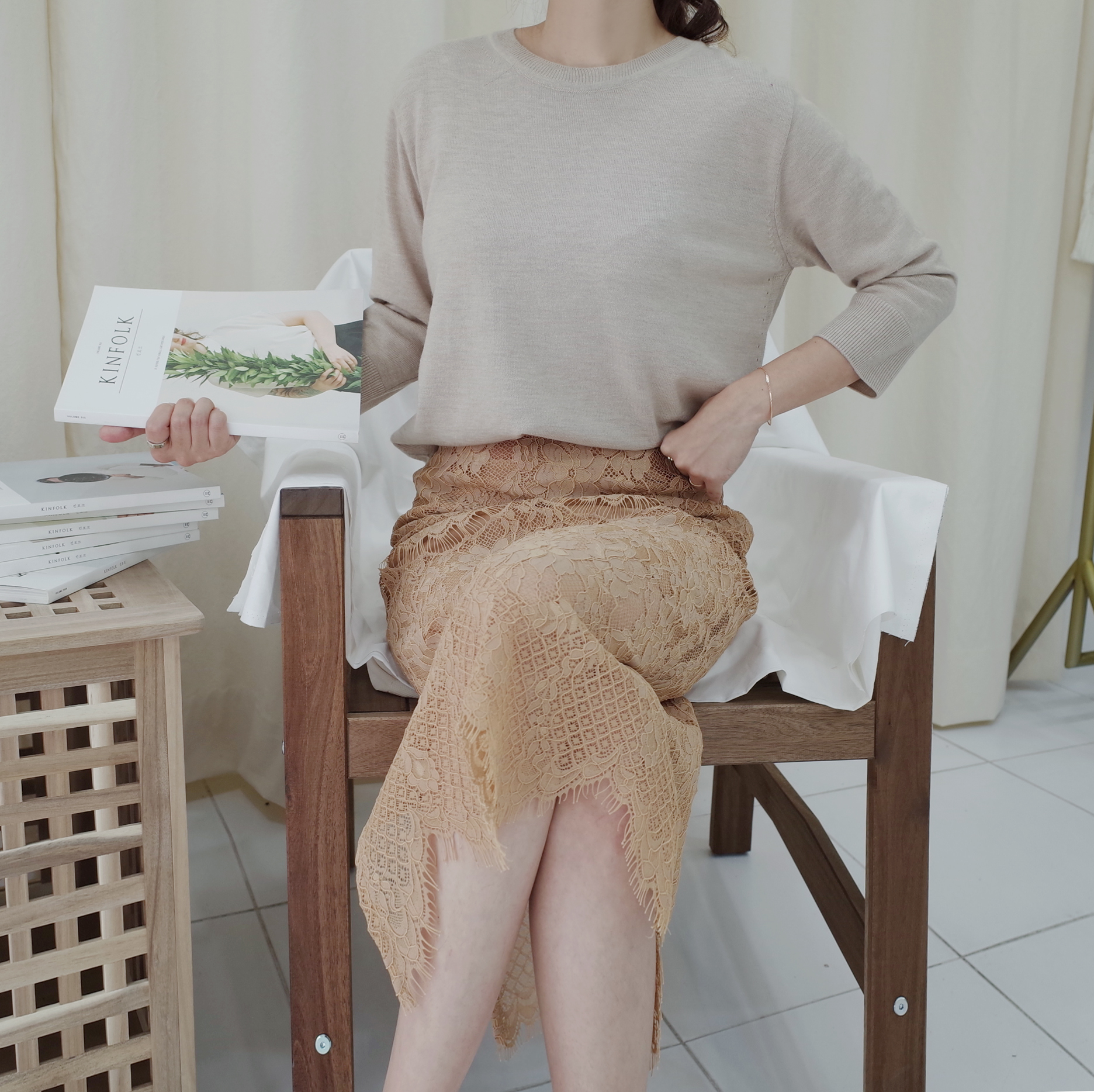 Autumn flower lace skirt H line Embroidery Long co