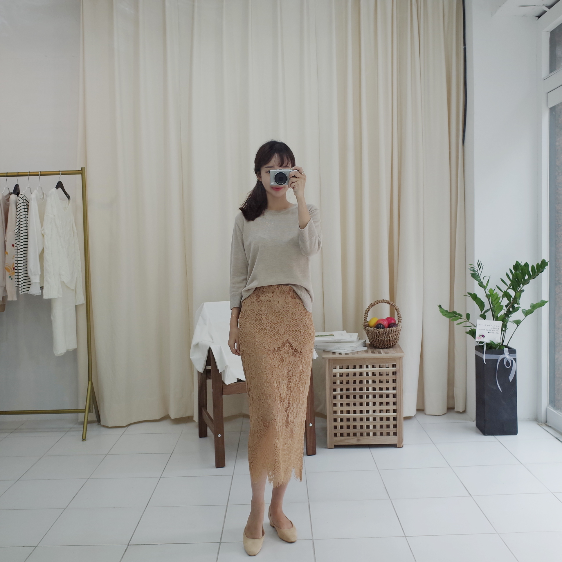 Autumn flower lace skirt H line Embroidery Long co